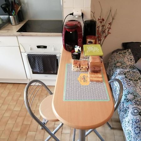 Appartement Type F2 Proche Paris 25 Km Andilly  Exteriör bild
