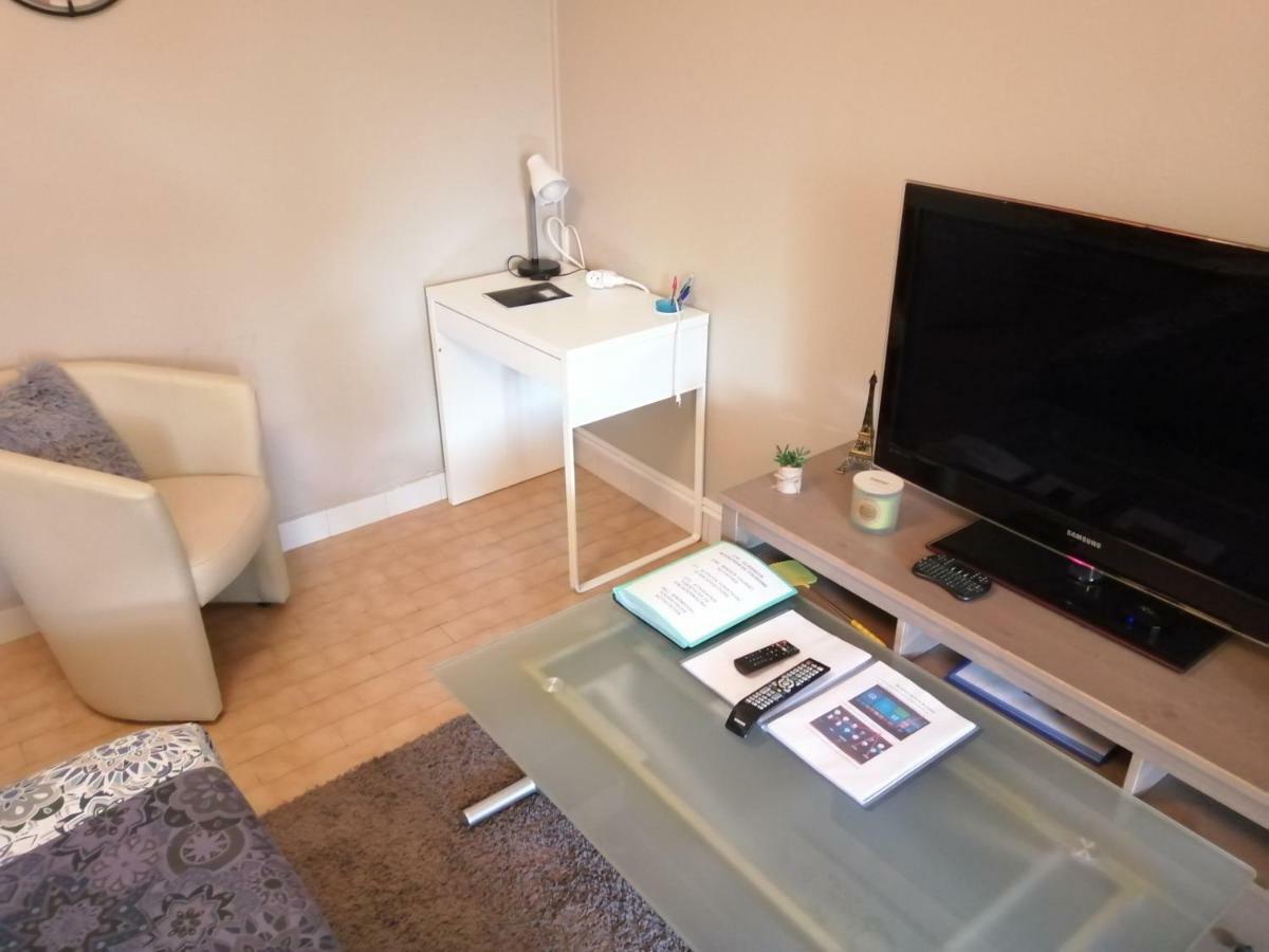 Appartement Type F2 Proche Paris 25 Km Andilly  Exteriör bild