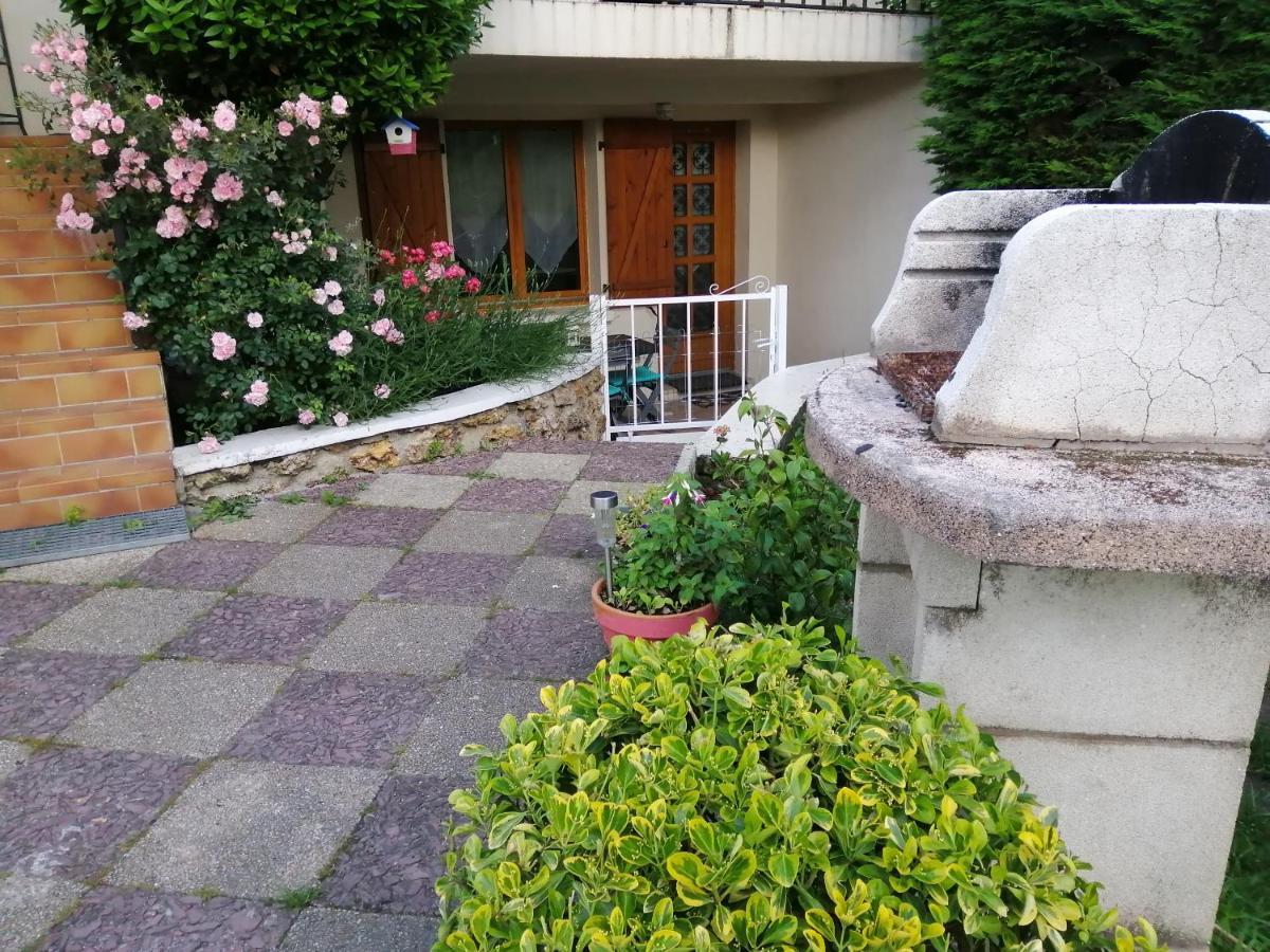 Appartement Type F2 Proche Paris 25 Km Andilly  Exteriör bild