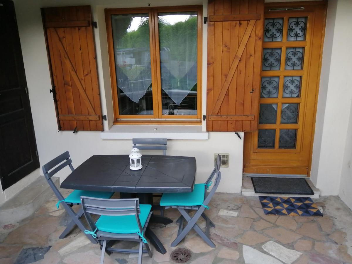 Appartement Type F2 Proche Paris 25 Km Andilly  Exteriör bild